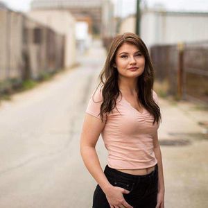 Meet your Posher, Sarah